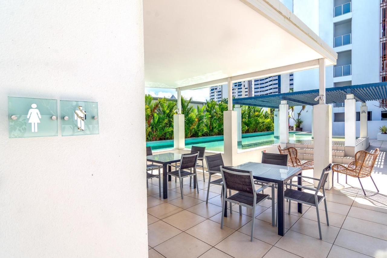 201 Lake Street Otel Cairns Dış mekan fotoğraf