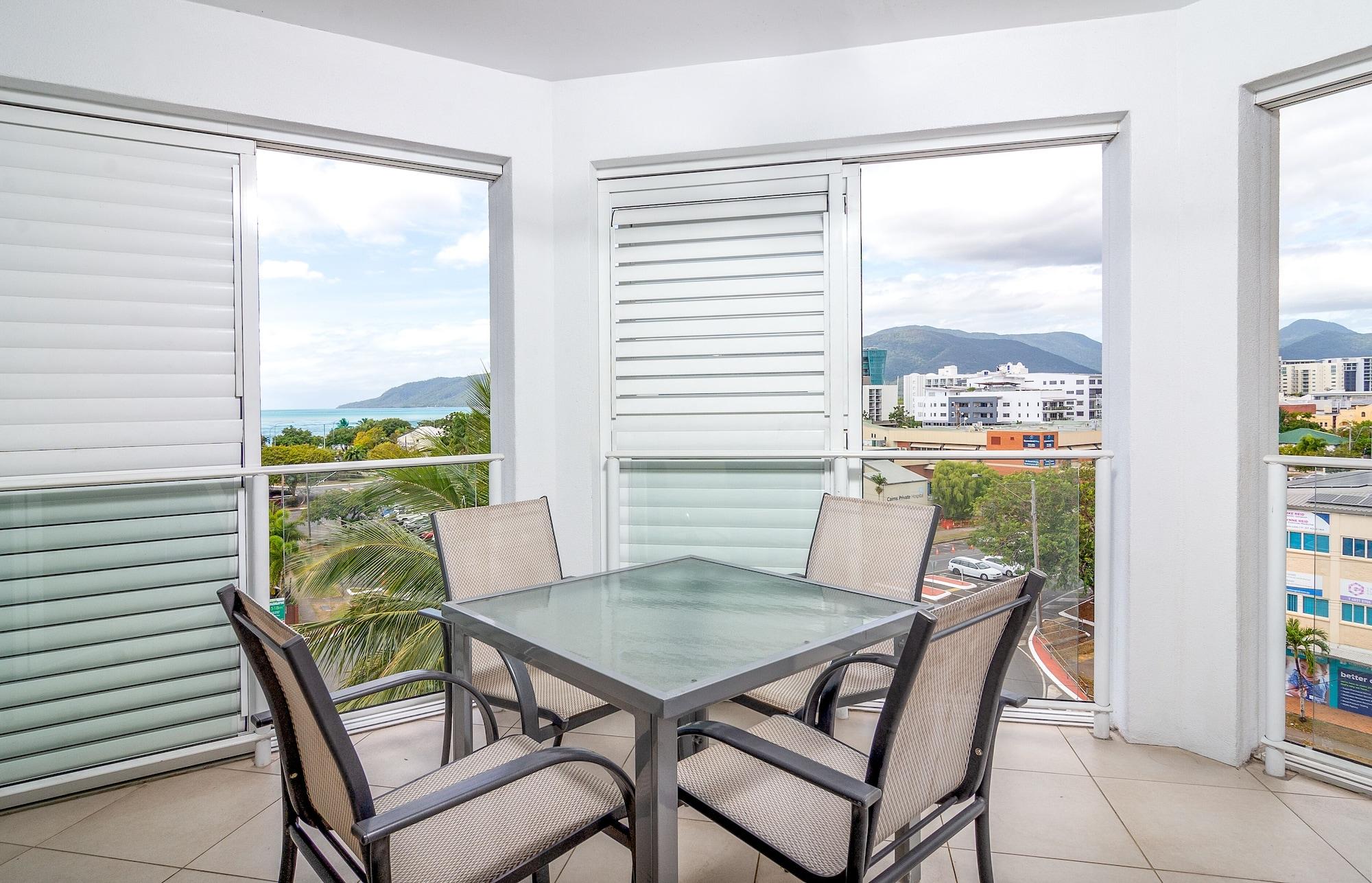 201 Lake Street Otel Cairns Dış mekan fotoğraf