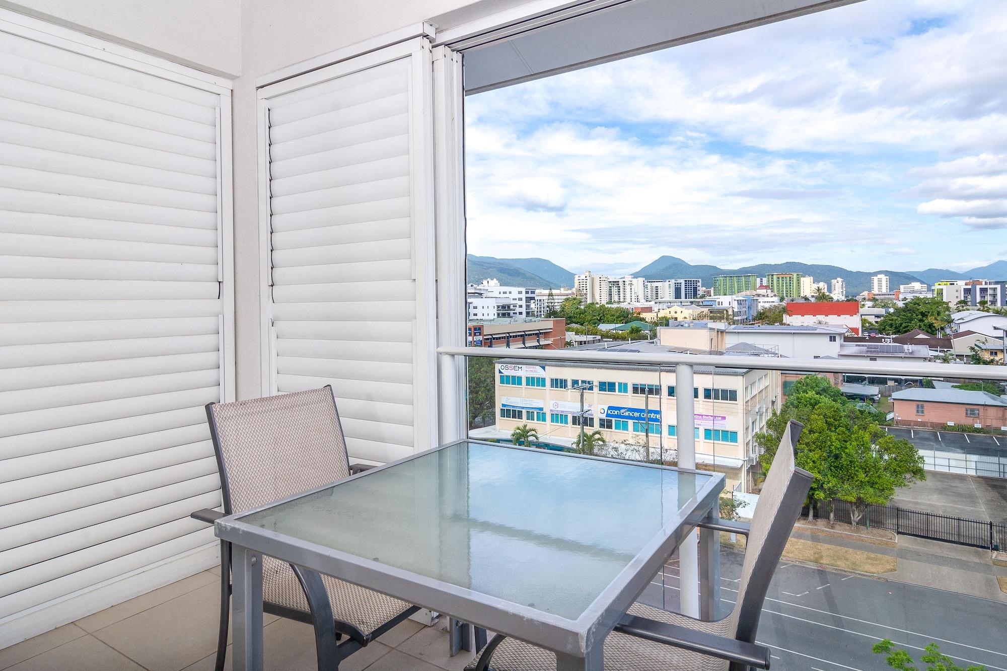 201 Lake Street Otel Cairns Dış mekan fotoğraf