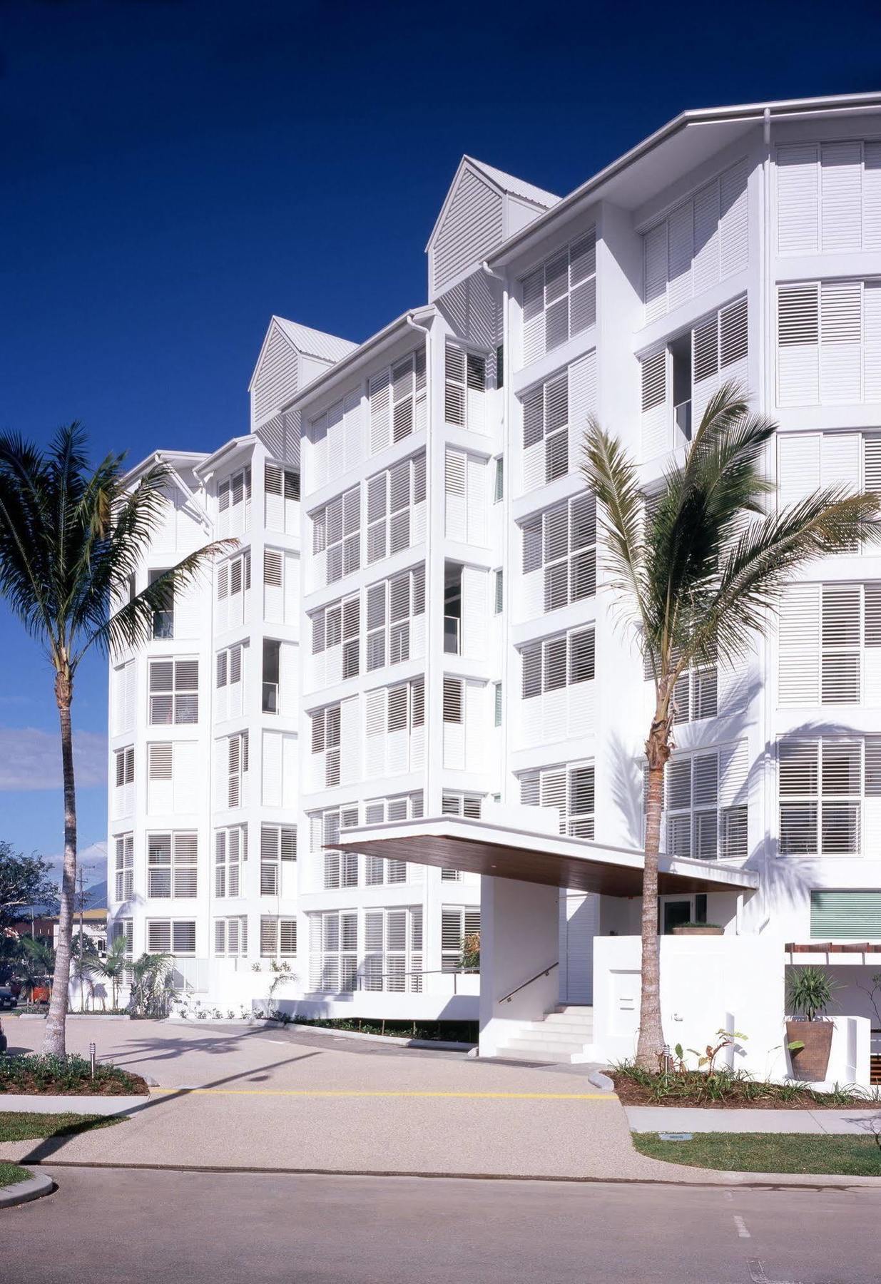 201 Lake Street Otel Cairns Dış mekan fotoğraf